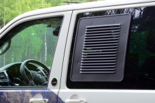 Rejilla de ventilación ventana corredera lado conductor para VW T6.1